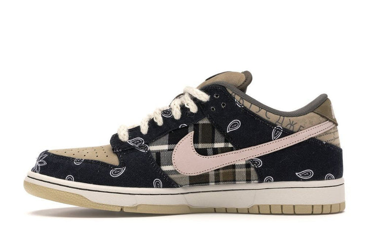 NIKE SB DUNK LOW TRAVIS SCOTT