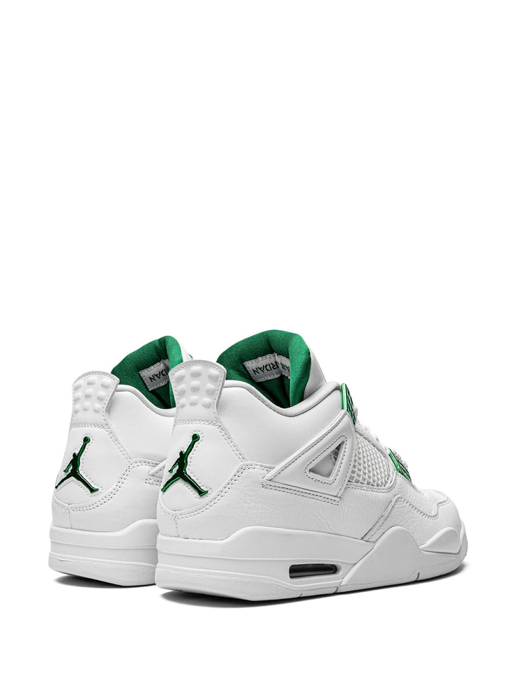 Air Jordan 4 Retro sneakers &