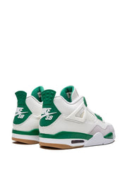 Air Jordan Retro 4 "Pine Green"