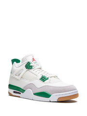 Air Jordan Retro 4 "Pine Green"