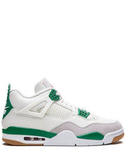 Air Jordan Retro 4 "Pine Green"