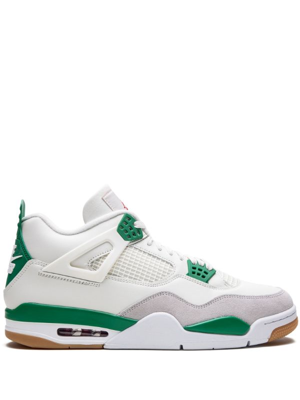 Air Jordan Retro 4 "Pine Green"