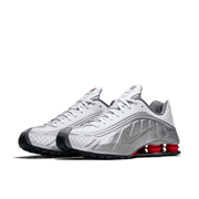 Nike Shox R4 “White & Comet Red”