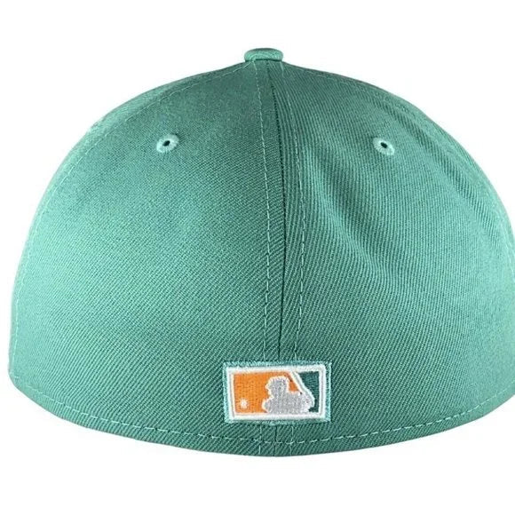 New Era Chicago White Sox 2005 WS Patch Exclusive 59FIFTY Fitted Hat (Mint Orange)