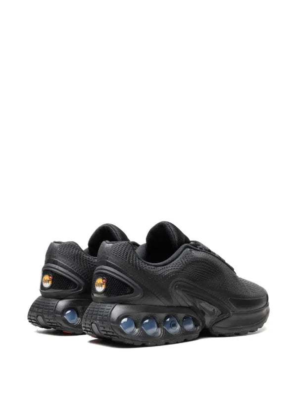 NIKE AIR MAX DN "TRIPLE BLACK"
