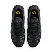 Nike Air Max Plus Drift
"Black & Green Strike"