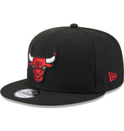 Men's Chicago Bulls New Era Black Icon 9FIFTY Snapback Hat