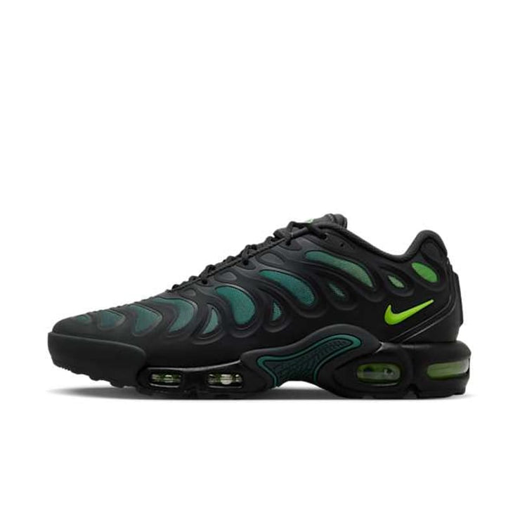 Nike Air Max Plus Drift
"Black & Green Strike"